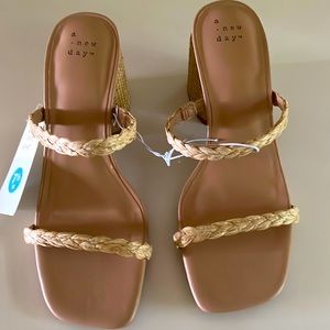 A New Day TanMiley Womens block heels 71/2 W. NWT